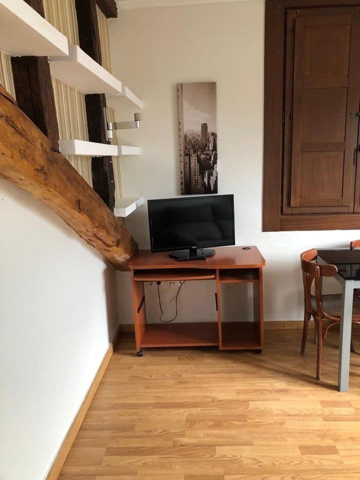 2 bedrooms apartment for rent in Ponferrada, Spain - Image 4