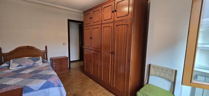 3 bedrooms apartment for rent in Gijon, Spain - Image 7