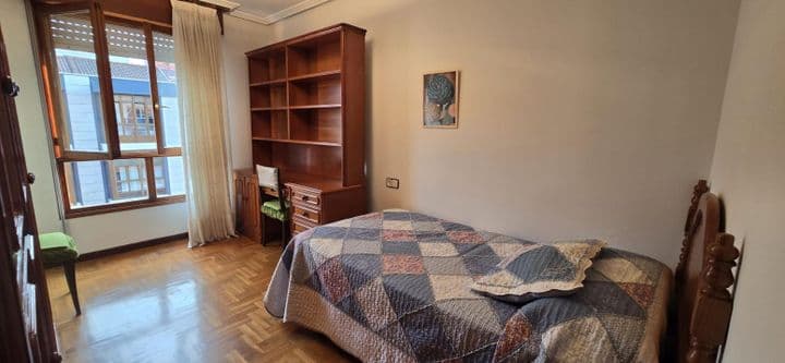 3 bedrooms apartment for rent in Gijon, Spain - Image 6