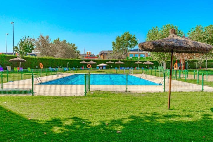 3 bedrooms apartment for sale in Majadahonda, Spain - Image 2