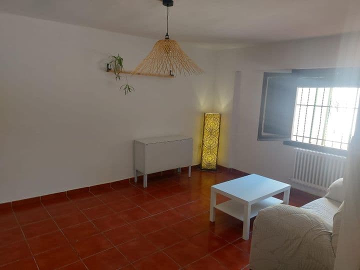 1 bedroom apartment for rent in Albaicin, Spain - Image 2