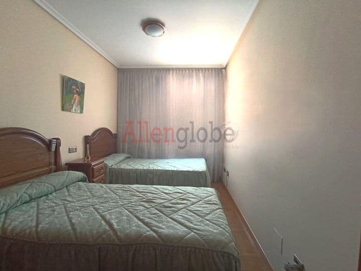 3 bedrooms apartment for sale in Oviedo, Spain - Image 9