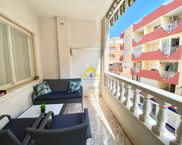 2 bedrooms apartment for rent in Playa de los Locos, Spain