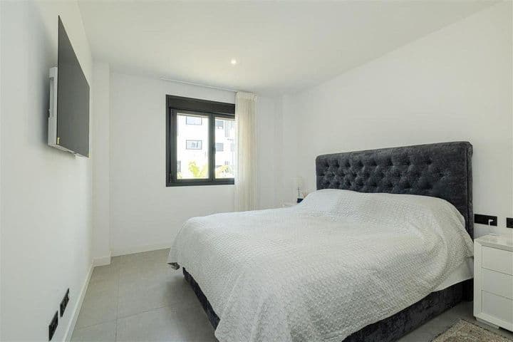 3 bedrooms apartment for rent in Estepona, Spain - Image 5