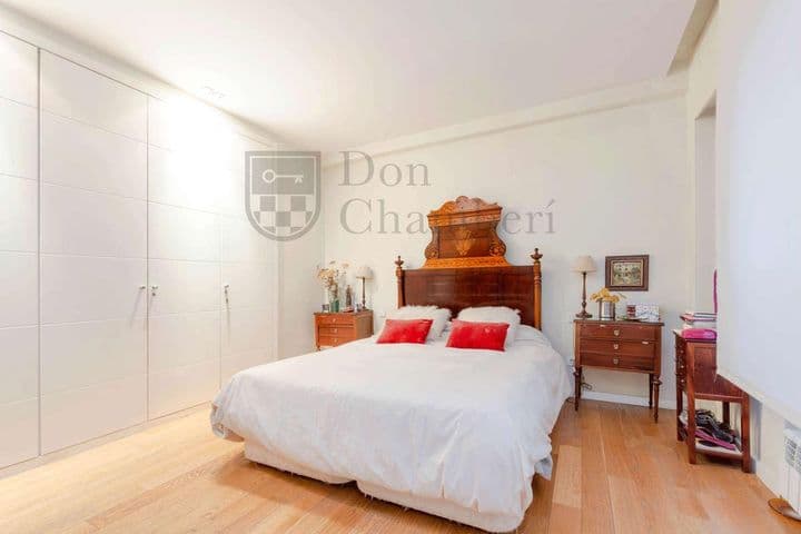 4 bedrooms apartment for sale in Chamberi, Spain - Image 11