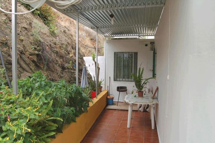 2 bedrooms house for rent in Nerja, Spain - Image 9