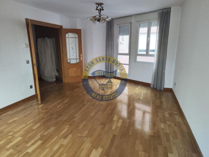 3 bedrooms apartment for sale in Leon, Spain - Image 4