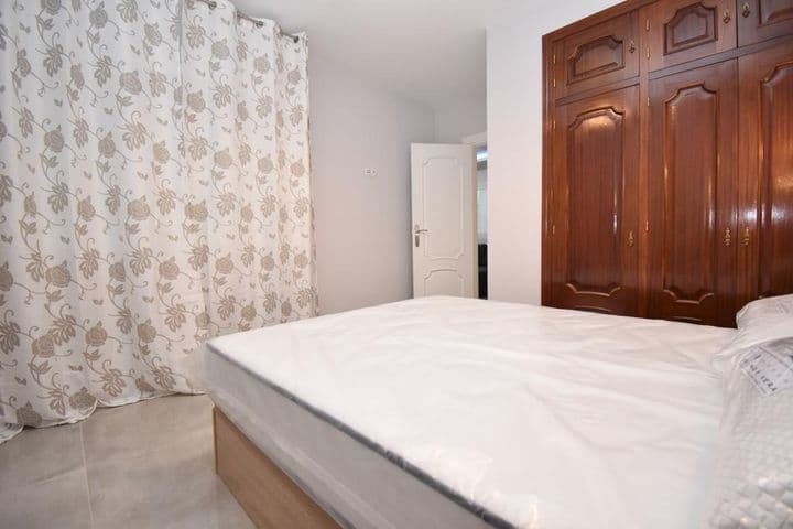 2 bedrooms apartment for rent in Las Lagunas, Spain - Image 6