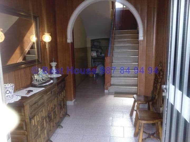 4 bedrooms house for sale in Leon, Spain