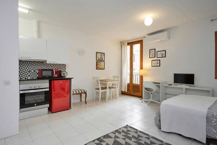 1 bedroom apartment for rent in Ciutat Vella, Spain