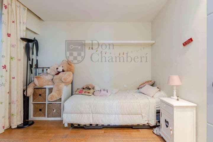 4 bedrooms apartment for sale in Chamberi, Spain - Image 9