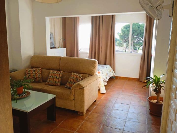 1 bedroom apartment for rent in Solymar - Puerto Marina, Spain - Image 3