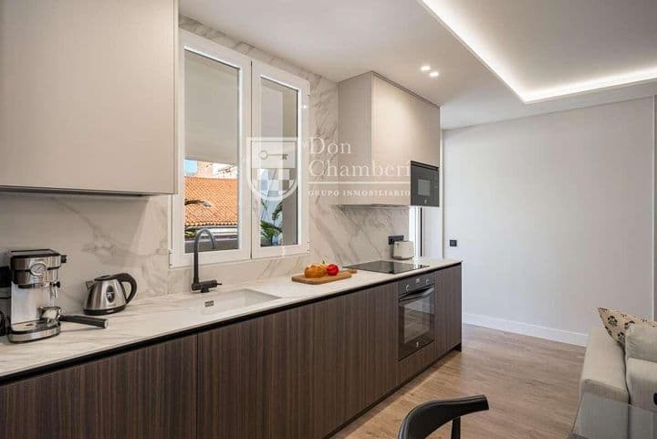 4 bedrooms apartment for sale in Centro, Spain - Image 3