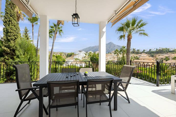 4 bedrooms house for sale in Nueva Andalucia, Spain - Image 3