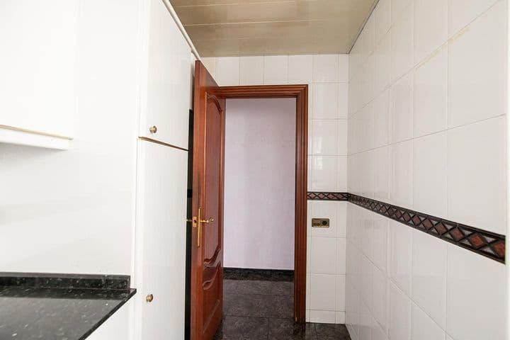 3 bedrooms apartment for sale in Ciutat Vella, Spain - Image 8