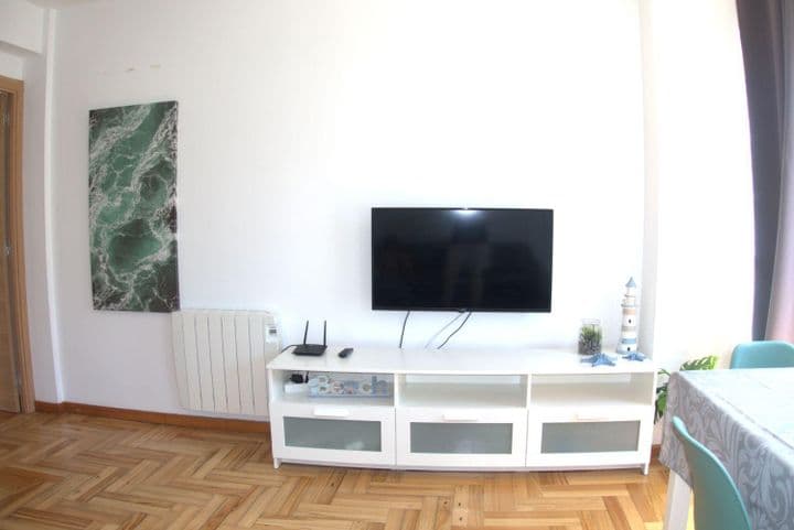 2 bedrooms apartment for rent in Vigo, Spain - Image 4