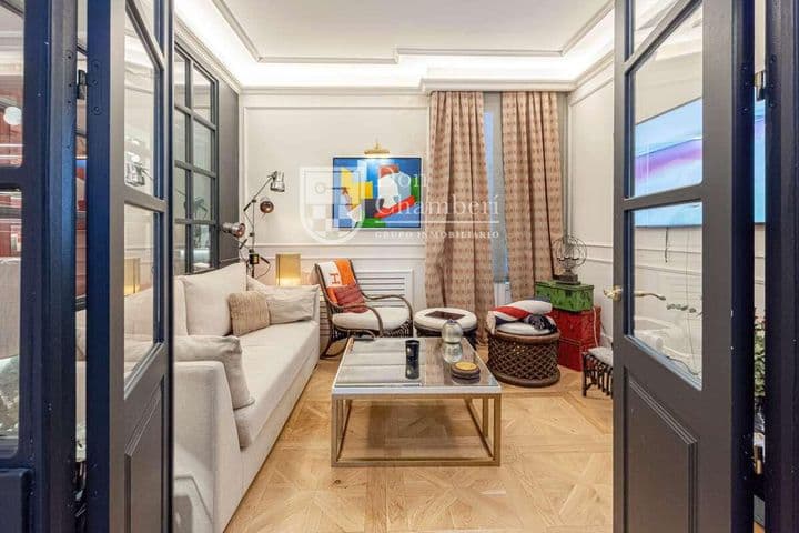 2 bedrooms apartment for sale in Centro, Spain - Image 8