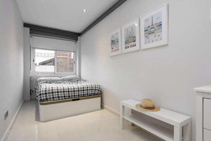 1 bedroom apartment for rent in Poblenou, Spain - Image 10