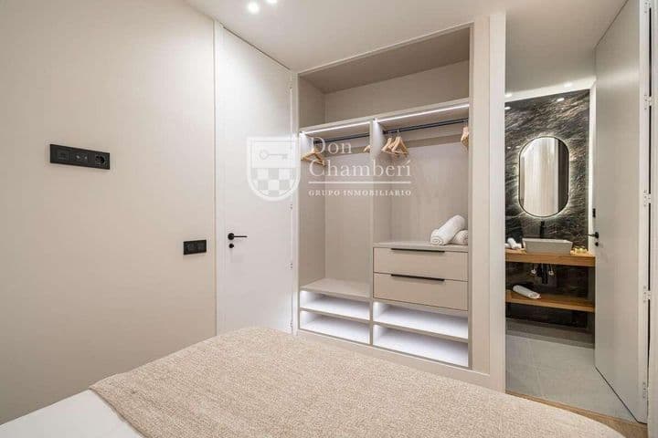 4 bedrooms apartment for sale in Centro, Spain - Image 10