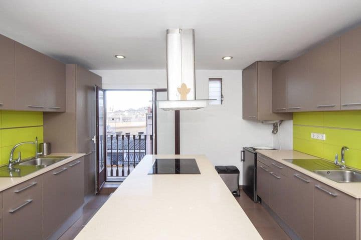 2 bedrooms apartment for sale in Ciutat Vella, Spain - Image 11