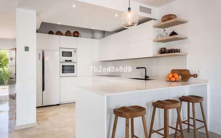 4 bedrooms house for sale in Benahavis, Spain - Image 4