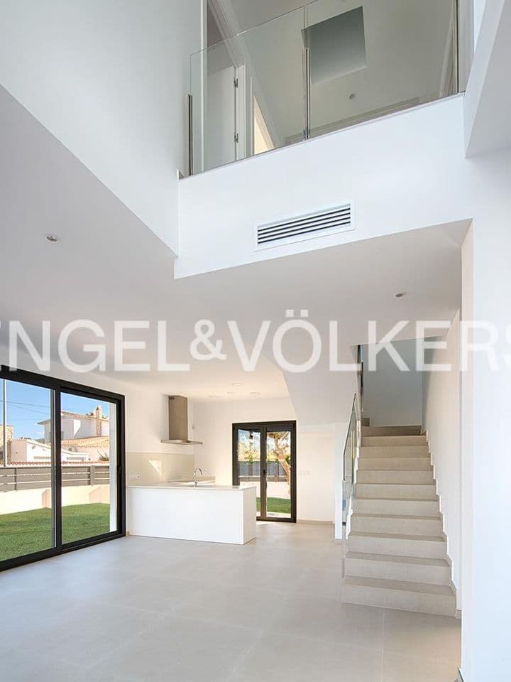 4 bedrooms house for sale in Empuriabrava, Spain - Image 4