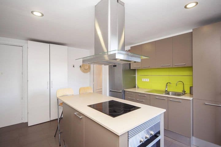 2 bedrooms apartment for rent in Ciutat Vella, Spain - Image 9