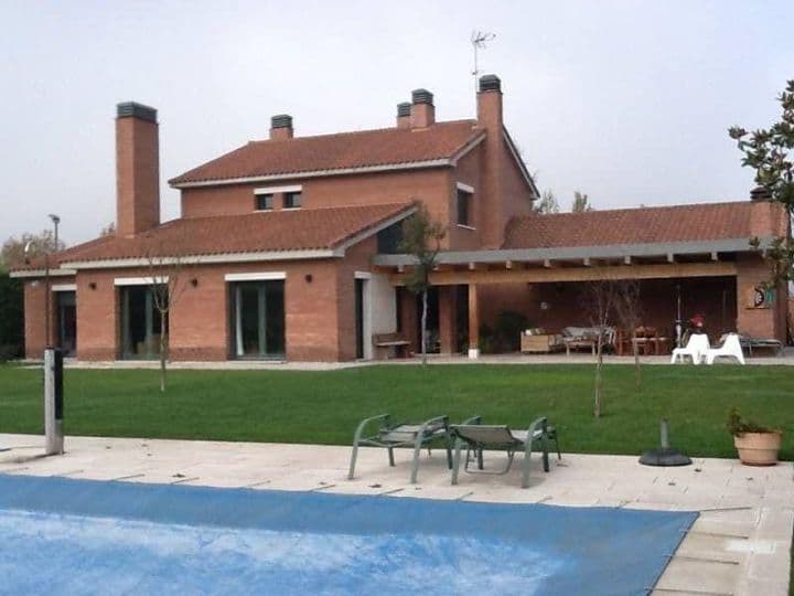 5 bedrooms house for sale in Campina del Pisuerga, Spain