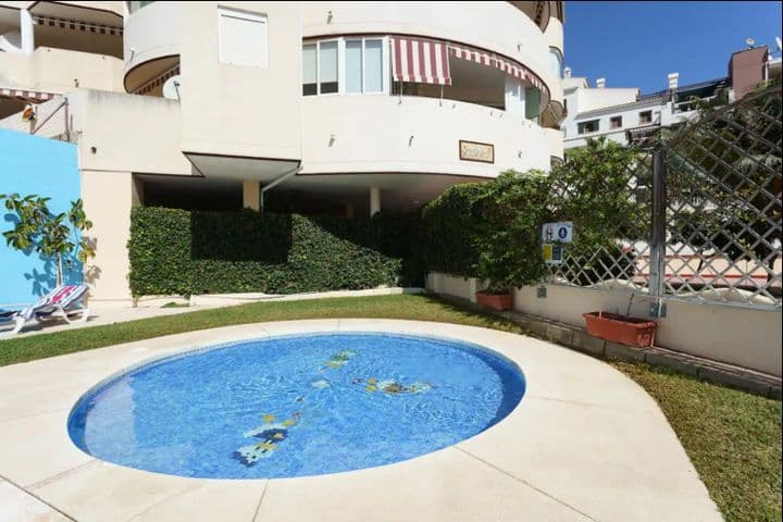 2 bedrooms apartment for rent in Torrequebrada, Spain - Image 3