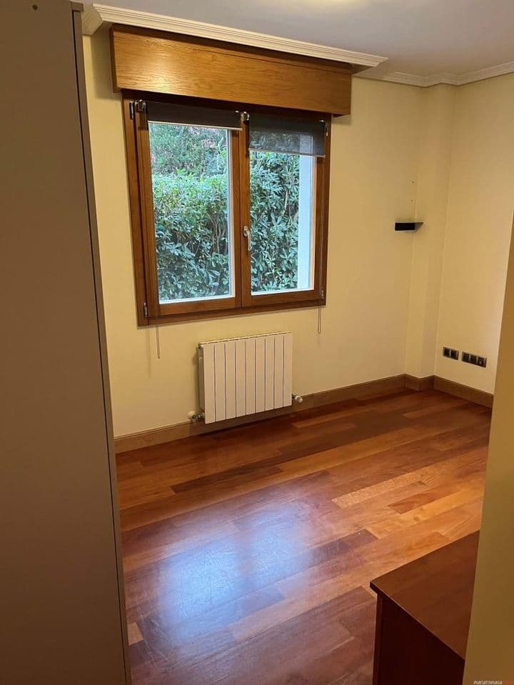 2 bedrooms apartment for rent in Getxo, Spain - Image 9