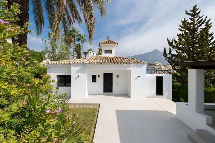 4 bedrooms house for sale in Nueva Andalucia, Spain - Image 2