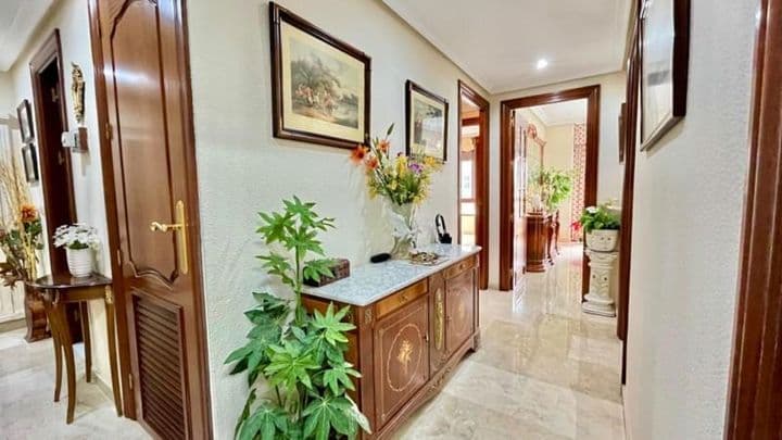 4 bedrooms apartment for sale in Centro Comercial, Spain - Image 9