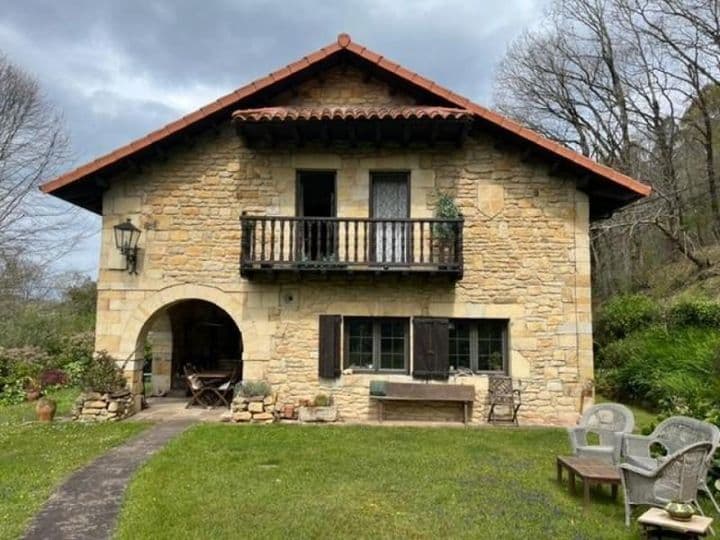 9 bedrooms house for sale in Cantabria, Spain - Image 2