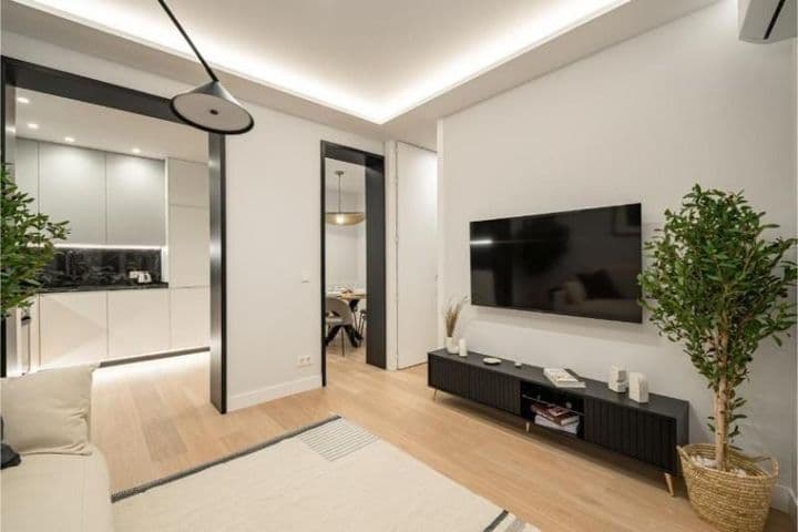 3 bedrooms apartment for sale in Madrid, Spain - Image 6