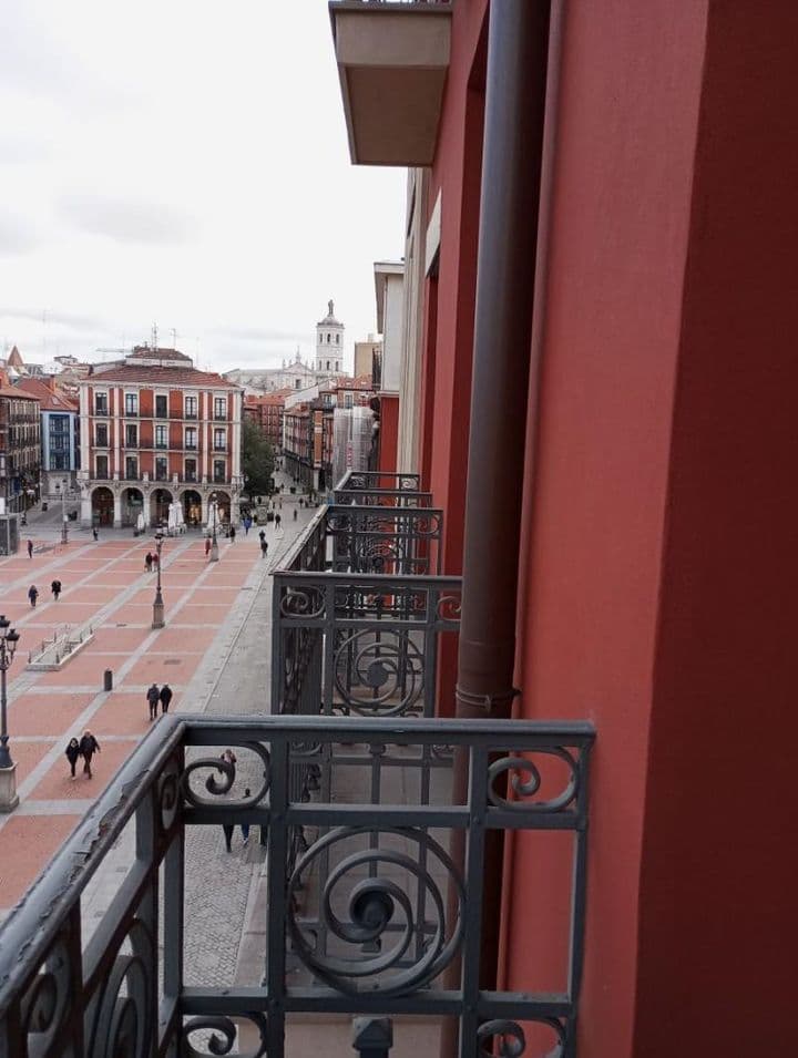 3 bedrooms apartment for sale in Valladolid, Spain - Image 2