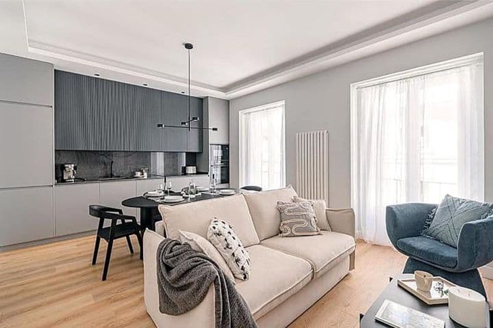 2 bedrooms apartment for sale in Sol, Spain