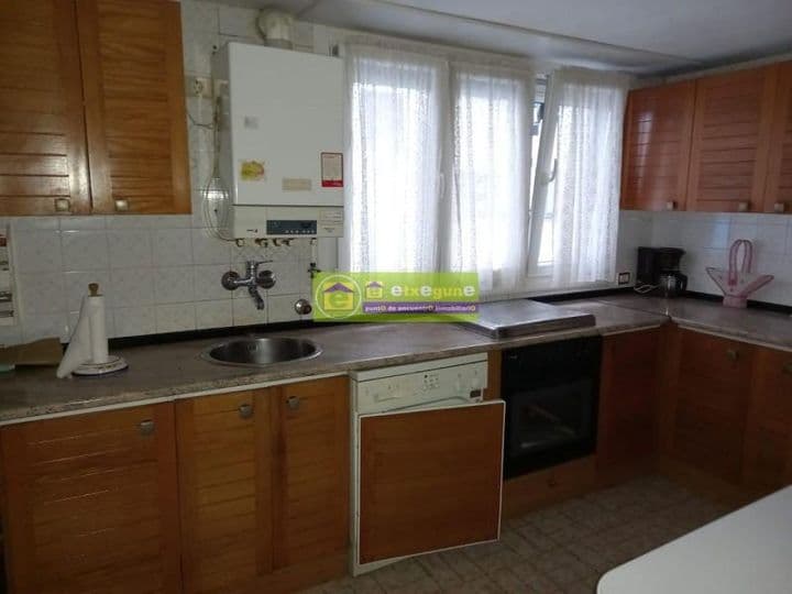 3 bedrooms apartment for sale in Santurtzi, Spain - Image 6