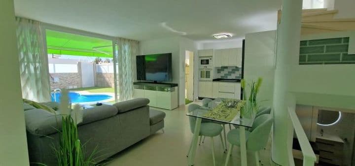 3 bedrooms house for sale in Arona, Spain - Image 2