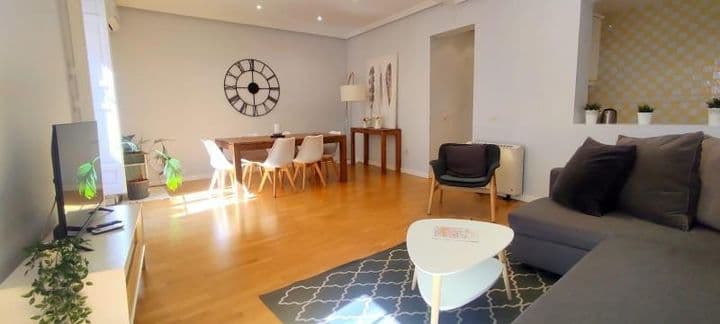 2 bedrooms apartment for sale in Centro, Spain - Image 2