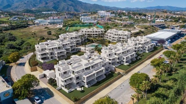 3 bedrooms apartment for sale in Estepona, Spain - Image 3