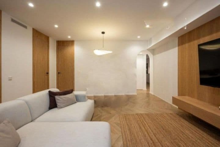 2 bedrooms apartment for sale in Centro, Spain - Image 2