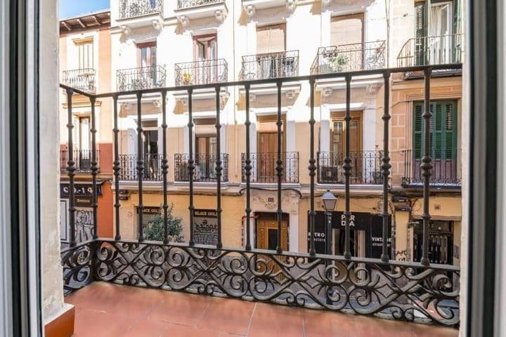 3 bedrooms apartment for sale in Madrid, Spain - Image 2