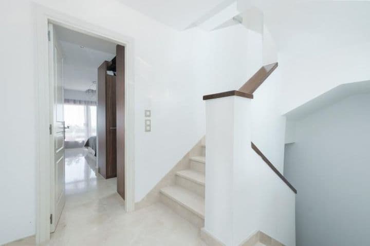 4 bedrooms house for sale in Benahavis, Spain - Image 8