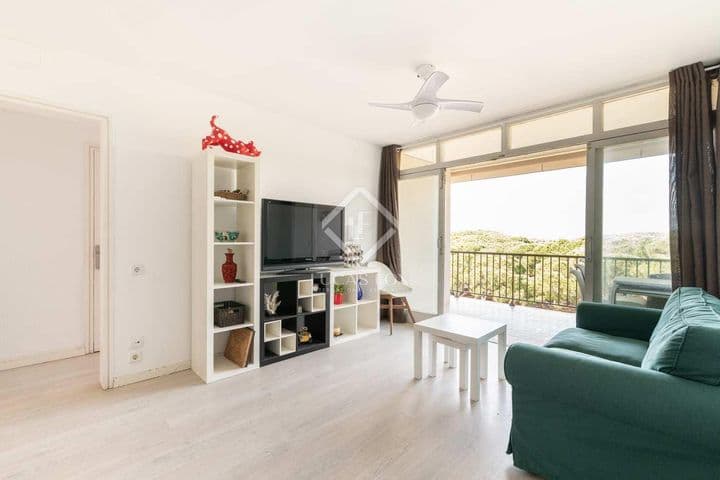 3 bedrooms apartment for rent in Gava, Spain - Image 4