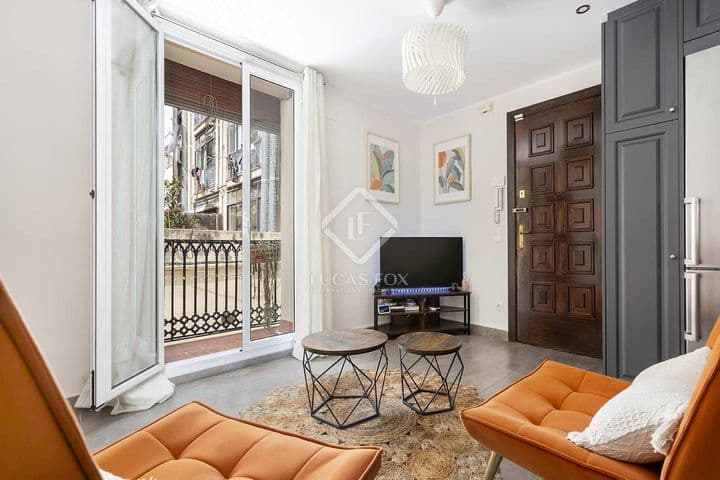 1 bedroom apartment for rent in Barcelona, Spain - Image 2