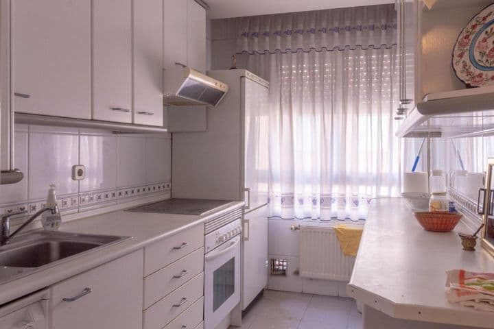 2 bedrooms apartment for sale in Madrid, Spain - Image 4