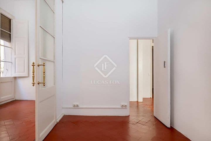 2 bedrooms house for rent in Barcelona, Spain - Image 12