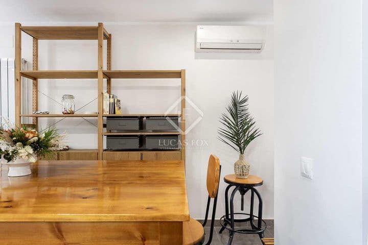 1 bedroom apartment for rent in Barcelona, Spain - Image 11