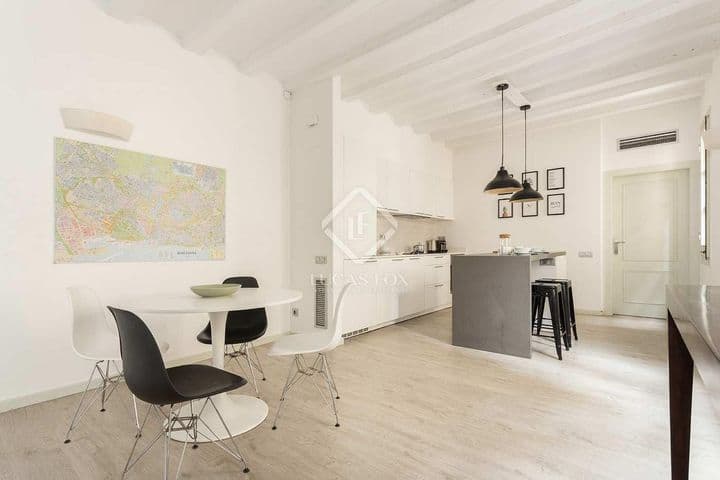 3 bedrooms apartment for rent in Barcelona, Spain - Image 5