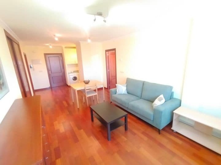 1 bedroom apartment for rent in Vigo, Spain - Image 7